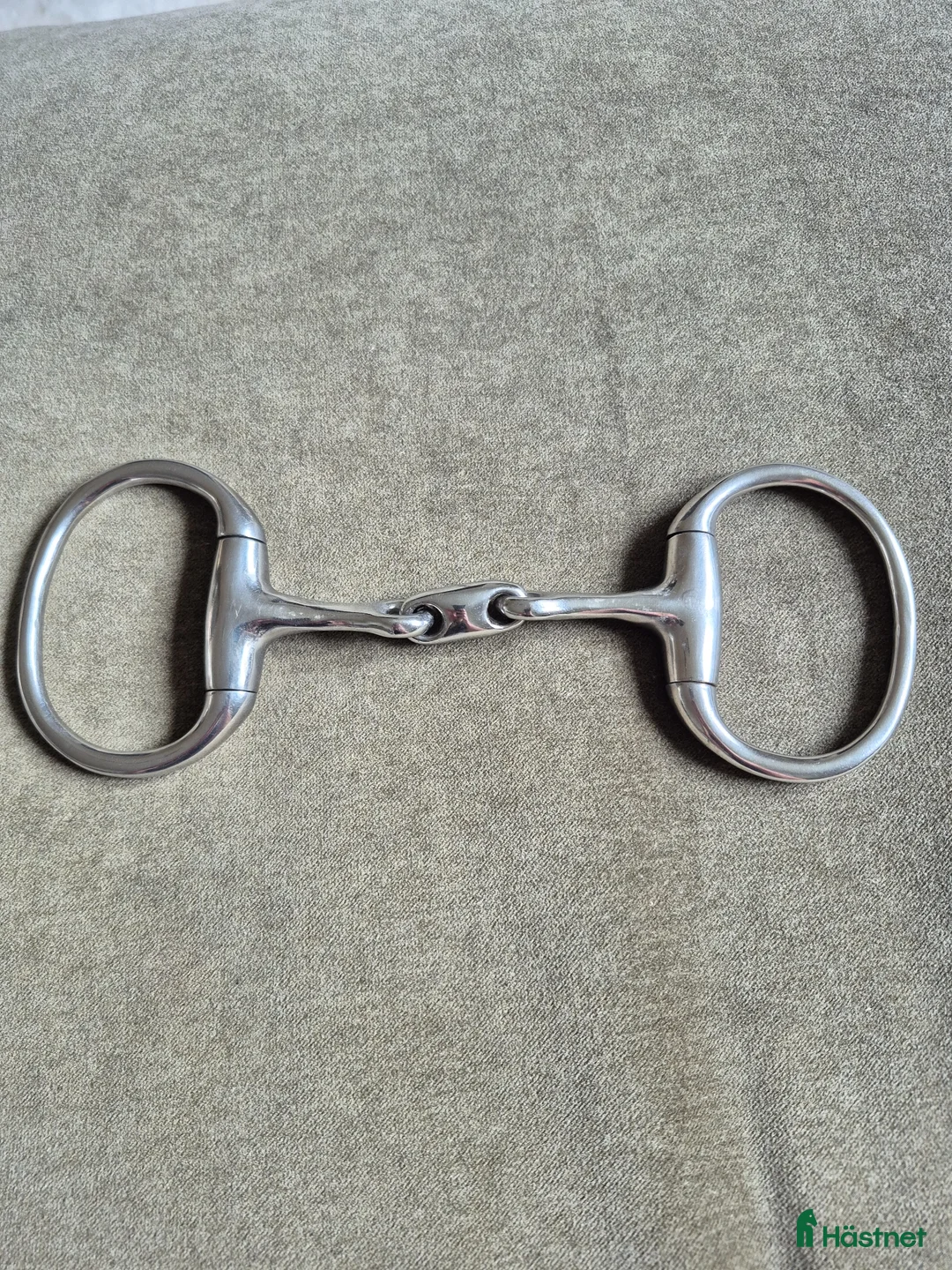 Bett hästutrustning till salu: Eggbett - Annons 1