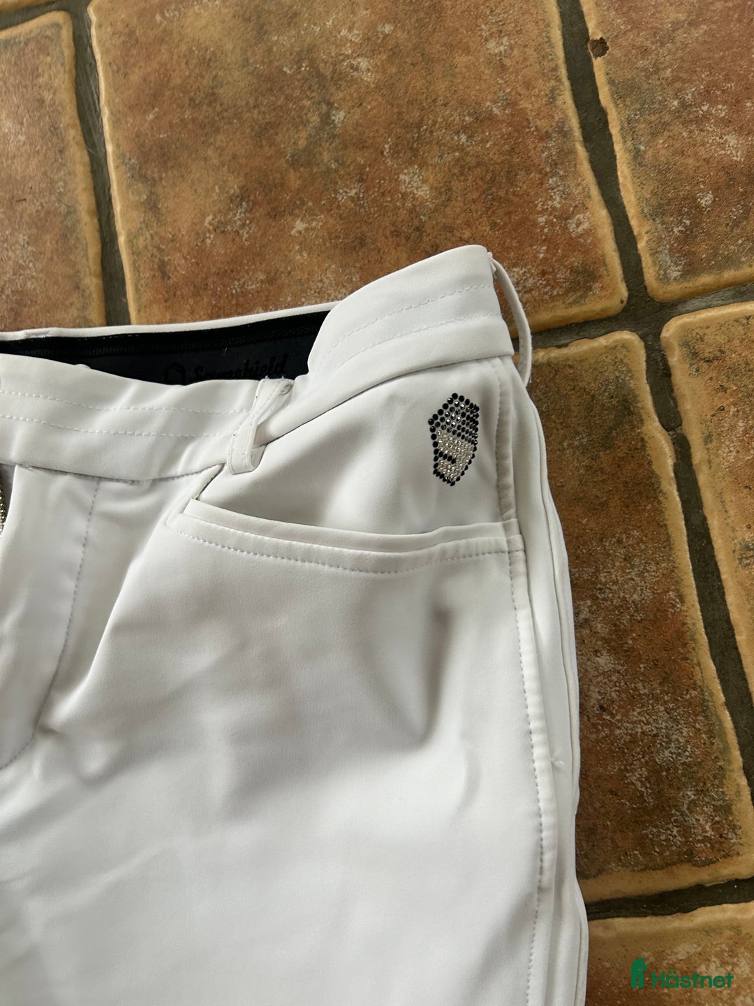 Övrigt Ridkläder ryttarutrustning till salu: Samshield och animoridbyxor i Lammhult - Annons 2