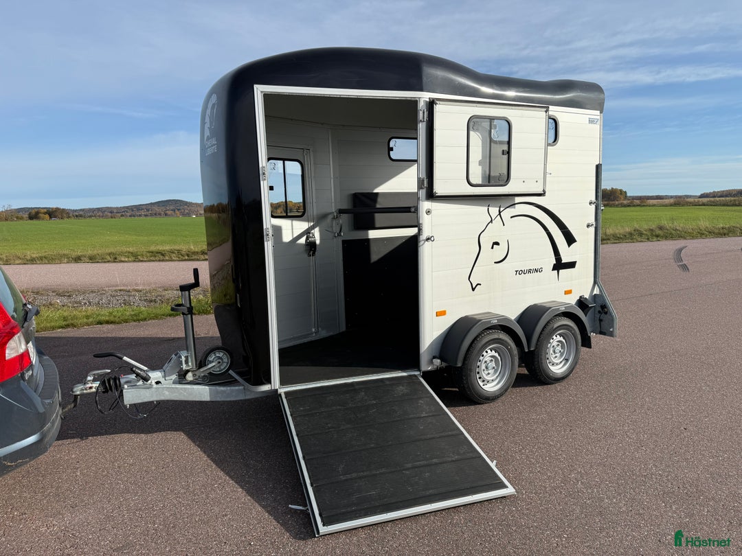 Hästtransporter  fordon & transport till salu: Cheval Touring One -22 i Borlänge - Annons 1