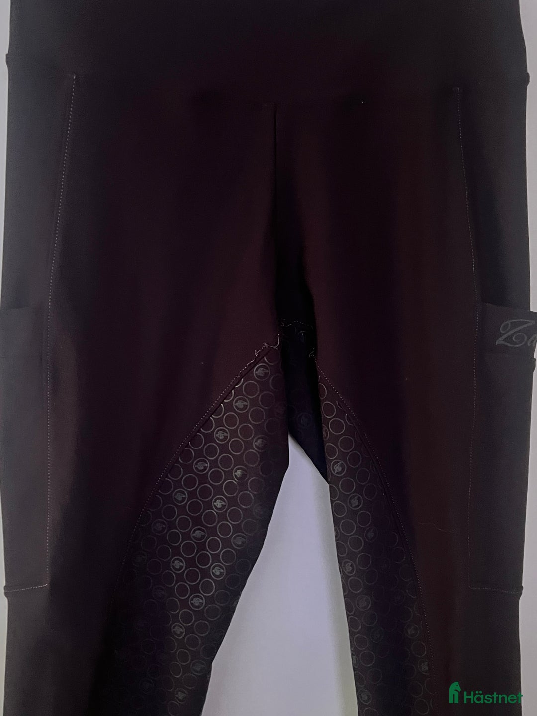 Ridbyxor ryttarutrustning till salu: Lila ridtights i Mjöbäck - Annons 3