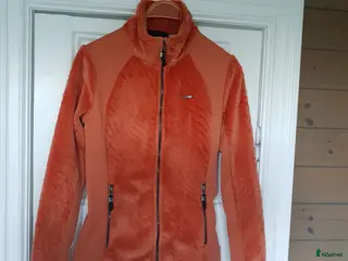 Jackor & Kavajer ryttarutrustning till salu: Fleecetröja & lättviktsjacka XS - Annons 3