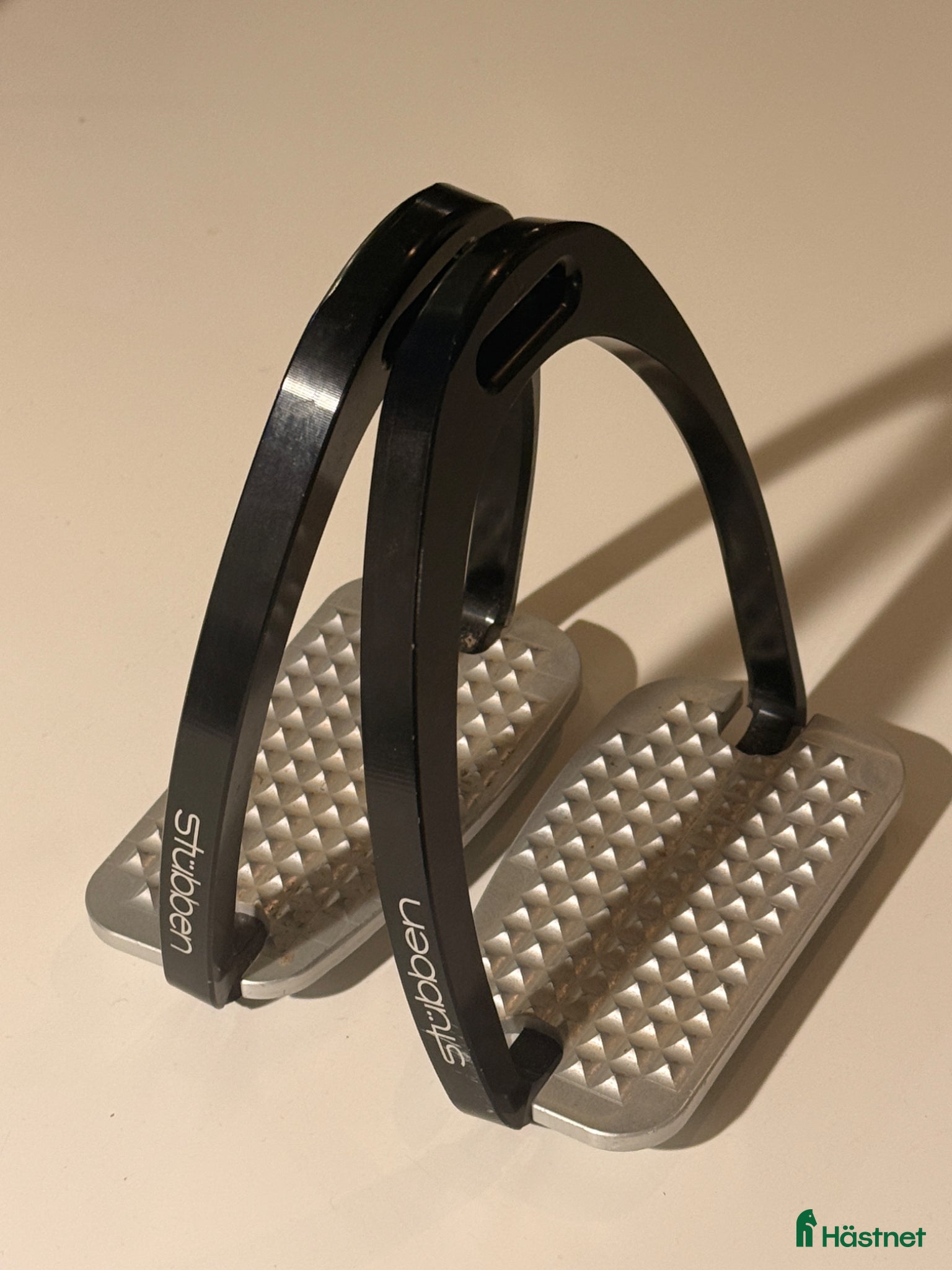 Stigbyglar hästutrustning Stübben maxi grip stigbyglar - Annons 2