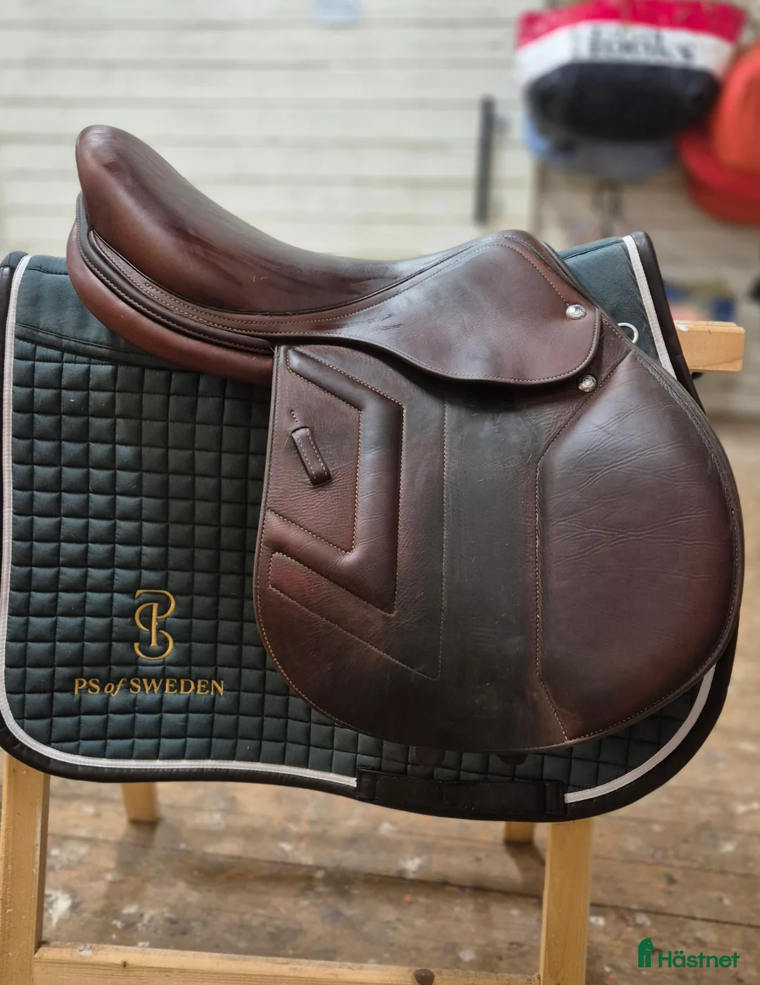 Sadlar hästutrustning till salu: Renaissance D F2S LTPM i Virsbo - Annons 2