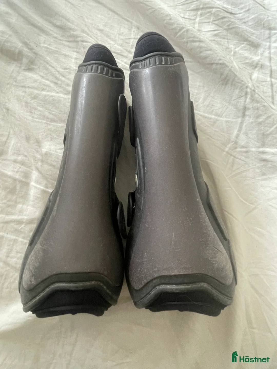 Benskydd hästutrustning till salu: Veredus skydd  - Annons 3