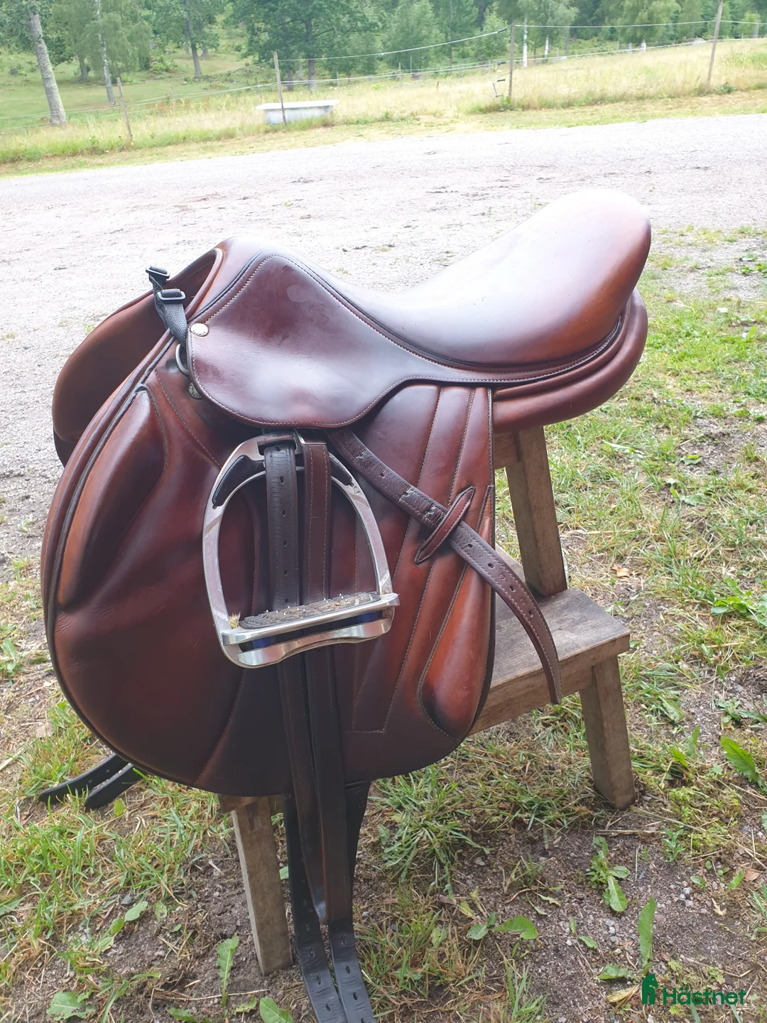 Sadlar hästutrustning till salu: Butet terrängsadel i Kisa - Annons 1