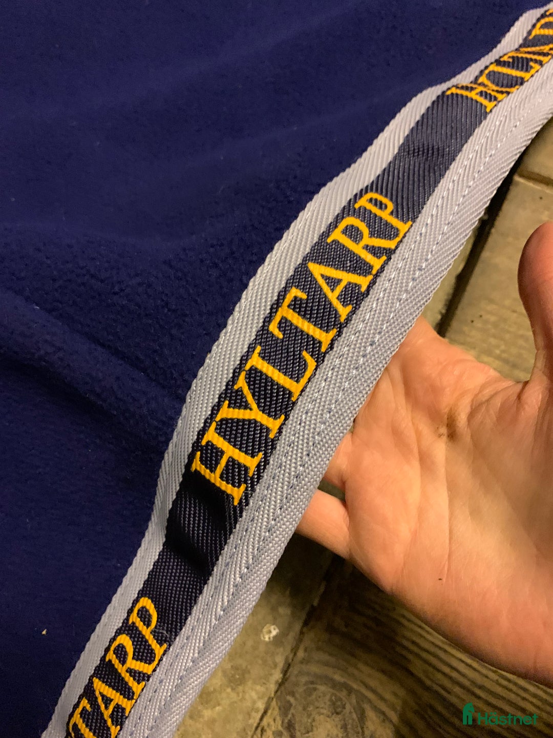 Täcken hästutrustning till salu: Helt nytt Fleecetäcke Greta hyltarp storlek 165cm i Hanaskog - Annons 12