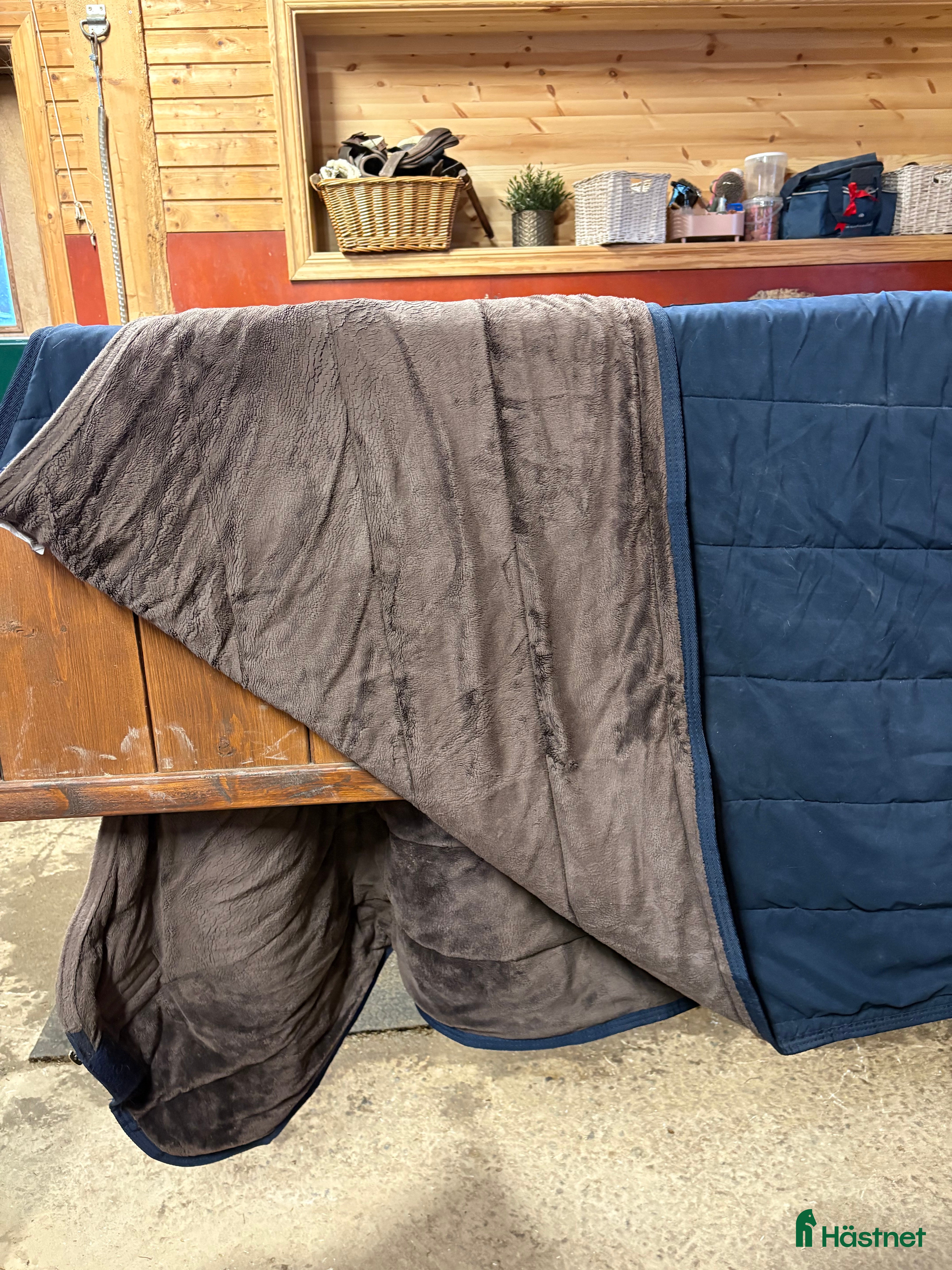 Täcken hästutrustning Kentucky Liner 140 & 145cm i Nälden - Annons 11