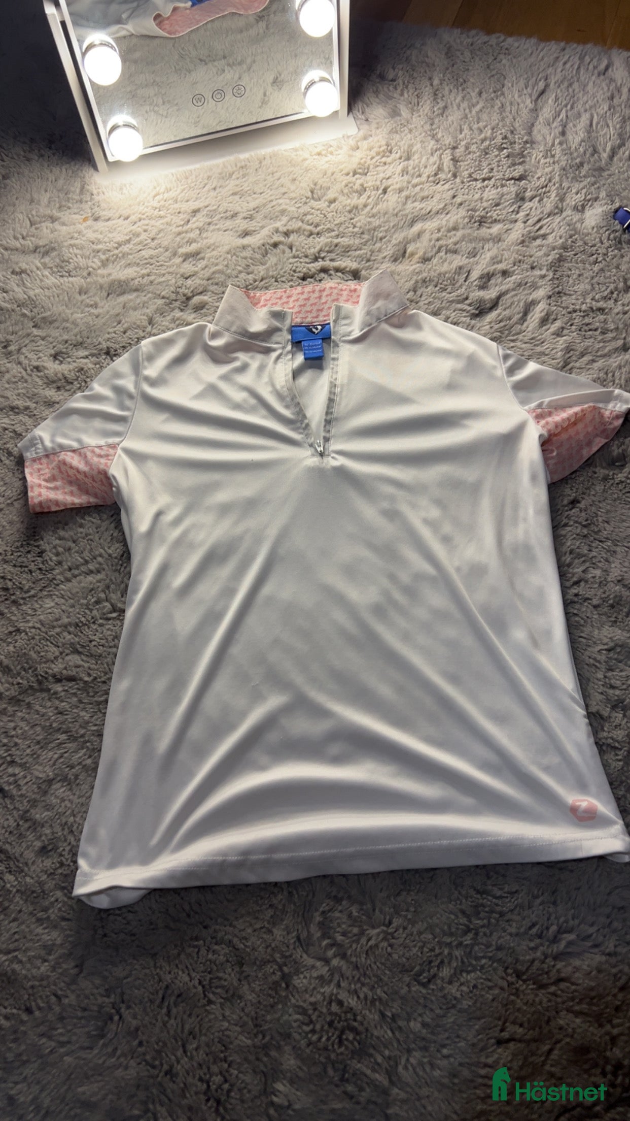 Övrigt Ridkläder ryttarutrustning till salu: Tävlingströja  i Eldsberga - Annons 1