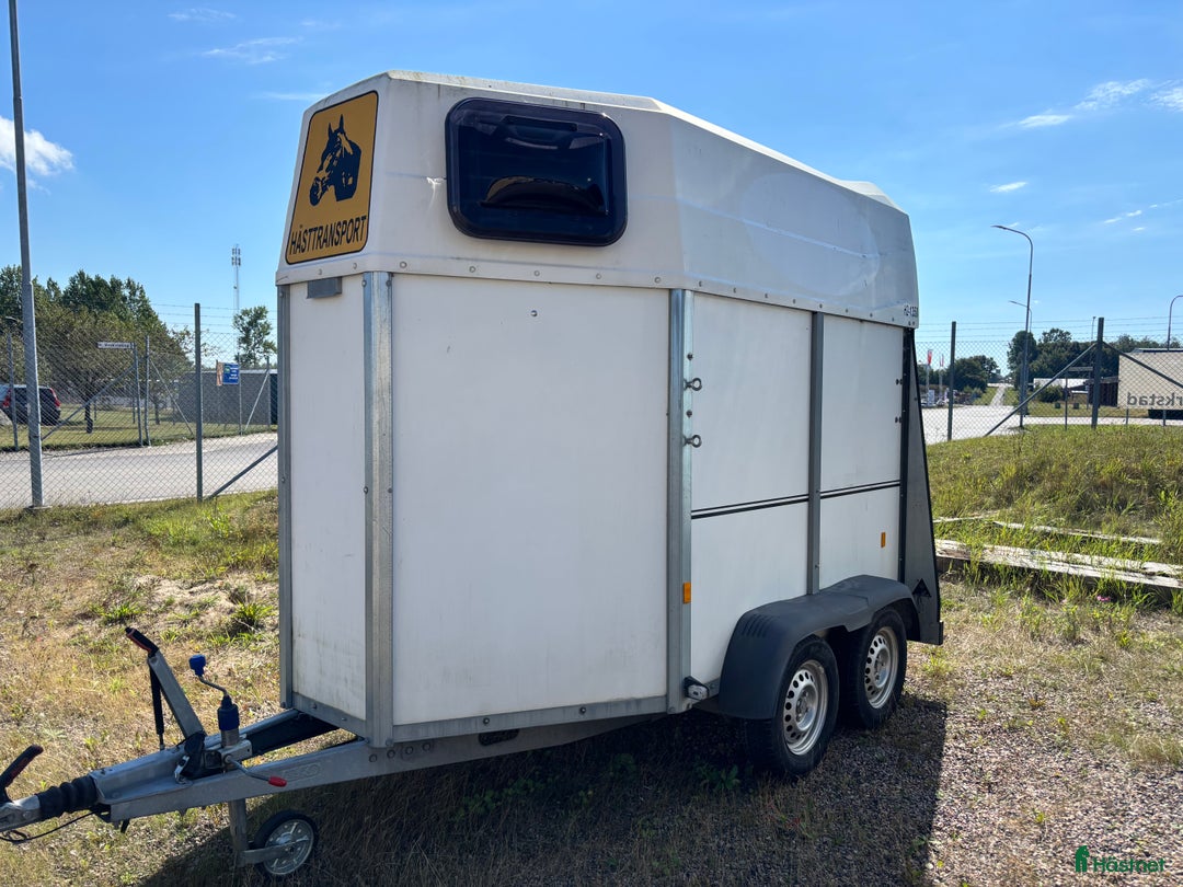 Hästtransporter  fordon & transport till salu: Valfri totalvikt ! sulkykrokar i Skurup - Annons 1