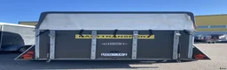 Hästtransporter  fordon & transport till salu: Välskött Christ- sadelkammare plastgolv LED-belysn - Annons 13