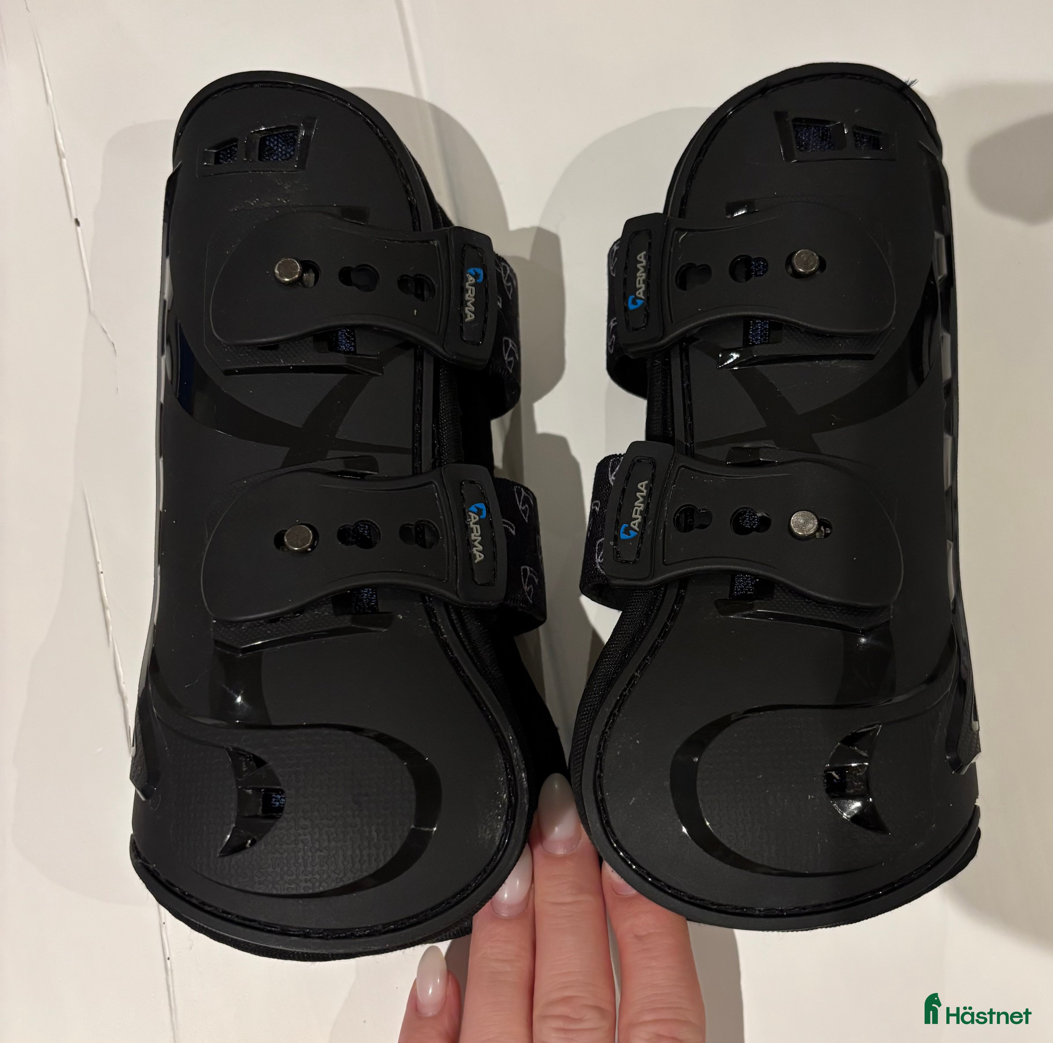 Benskydd hästutrustning till salu: Arma Carbone gel  i Sölvesborg - Annons 16