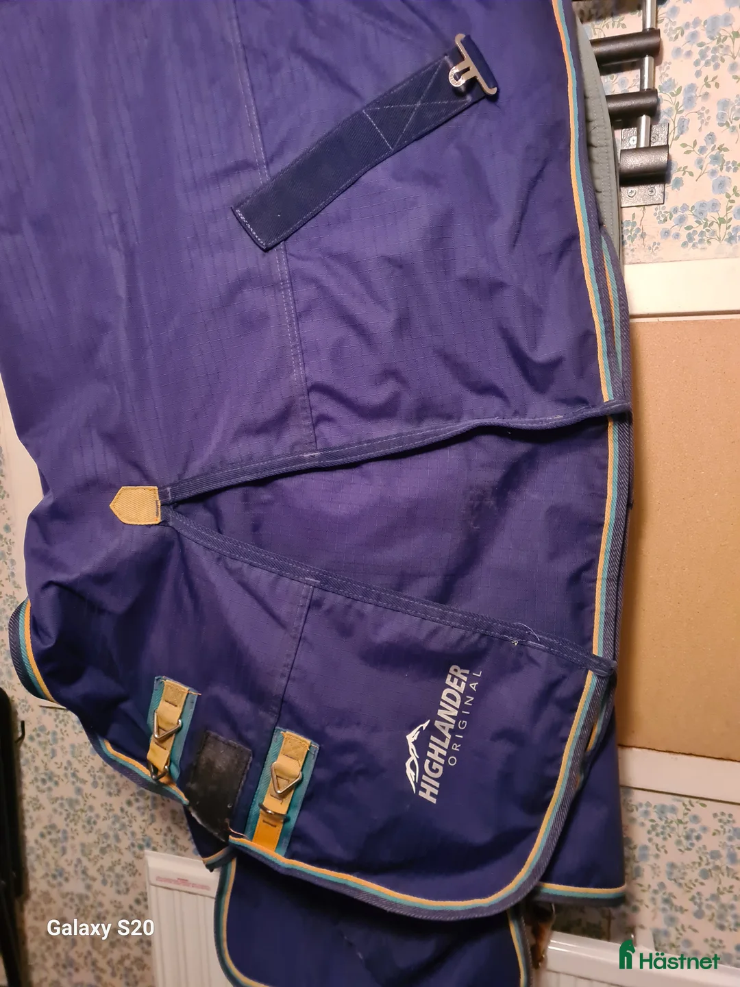 Täcken hästutrustning till salu: Shires täcken i Mariestad - Annons 5