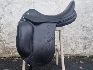 Sadlar hästutrustning till salu: Prestige X-Breath i Matfors - Annons 3