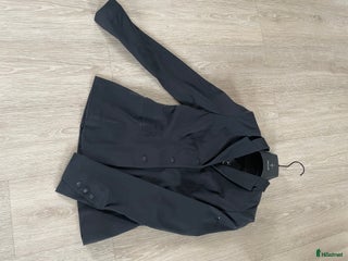 Jackor & Kavajer ryttarutrustning till salu: Svart Trolle kavaj i Dösjebro - Annons 17