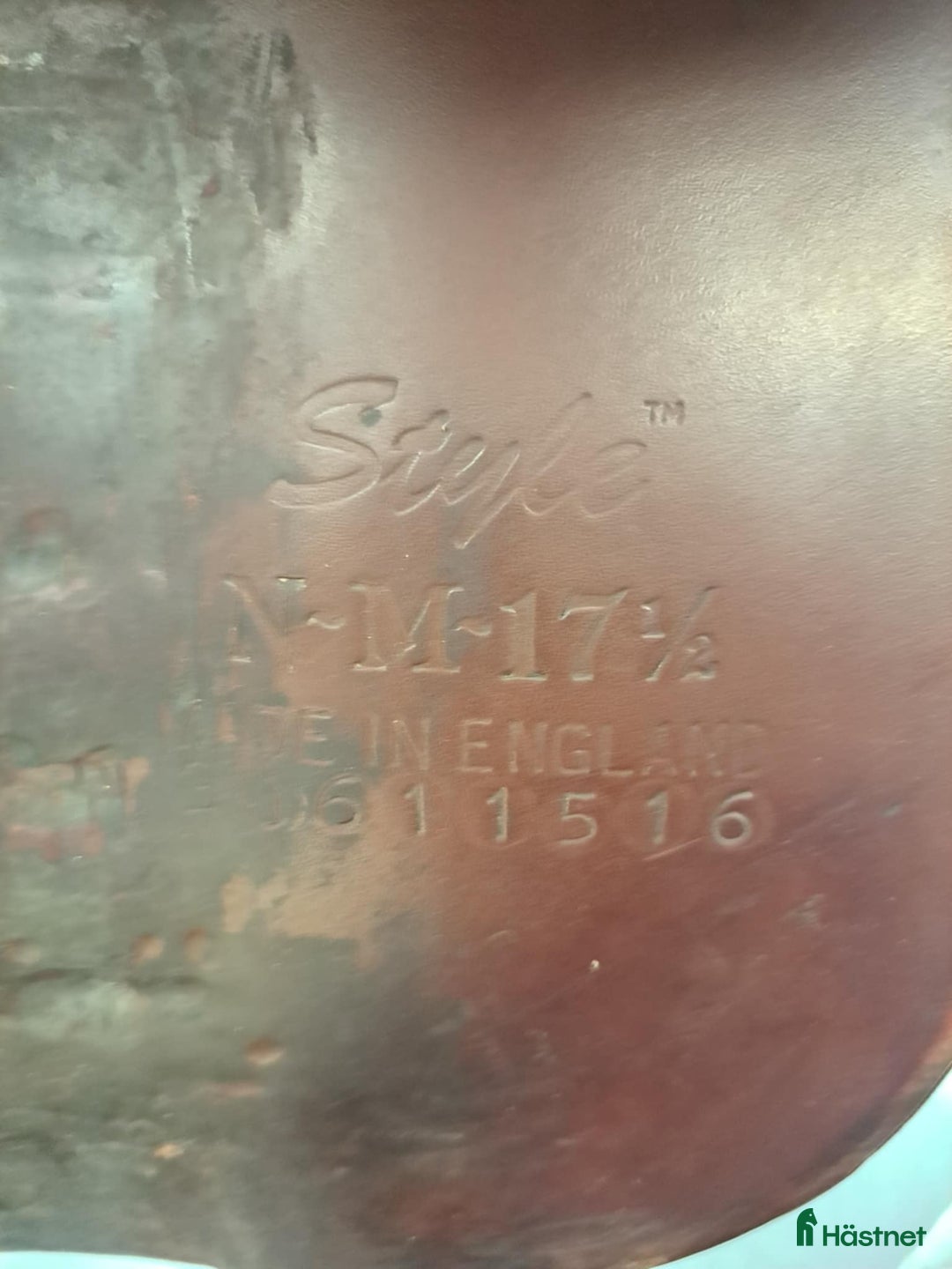 Sadlar hästutrustning till salu: Albion Style 17,5 i Färnäs - Annons 3