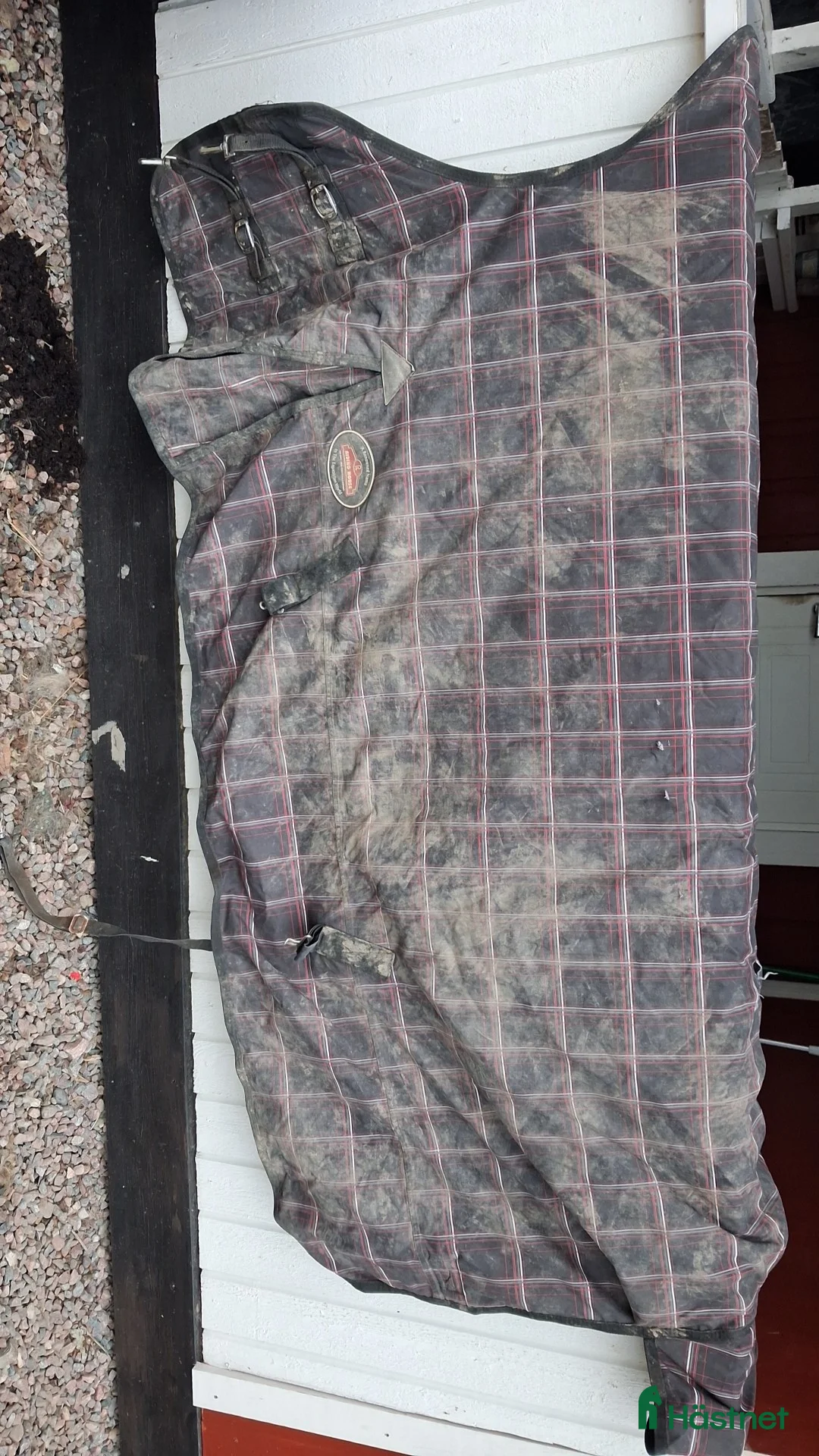 Täcken hästutrustning till salu: Vintertäcke 155cm 200g i Örbyhus - Annons 1