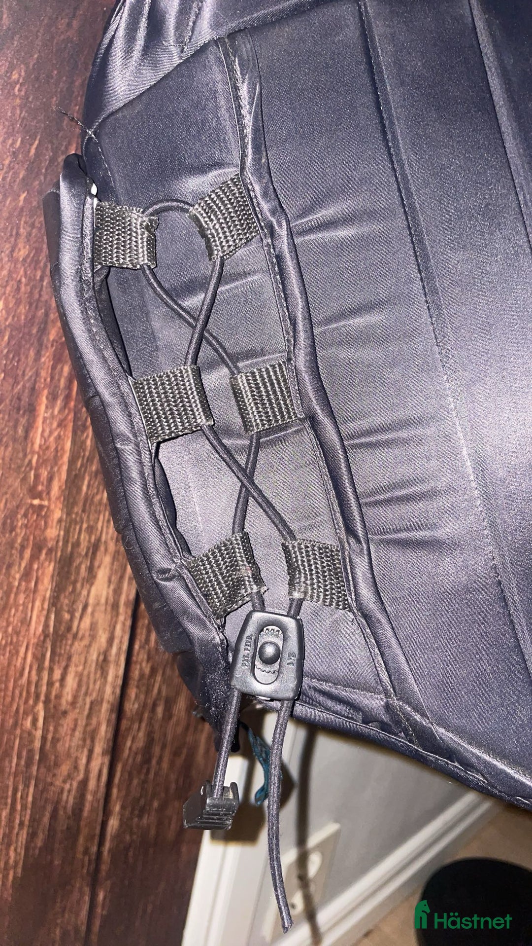 Säkerhetsvästar ryttarutrustning till salu: Race safe säkerhetsväst  i Jönköping - Annons 4