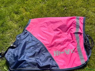 Övrig Hästutrustning hästutrustning till salu: Rosa reflexländtäcke i stl ponny - Annons 1