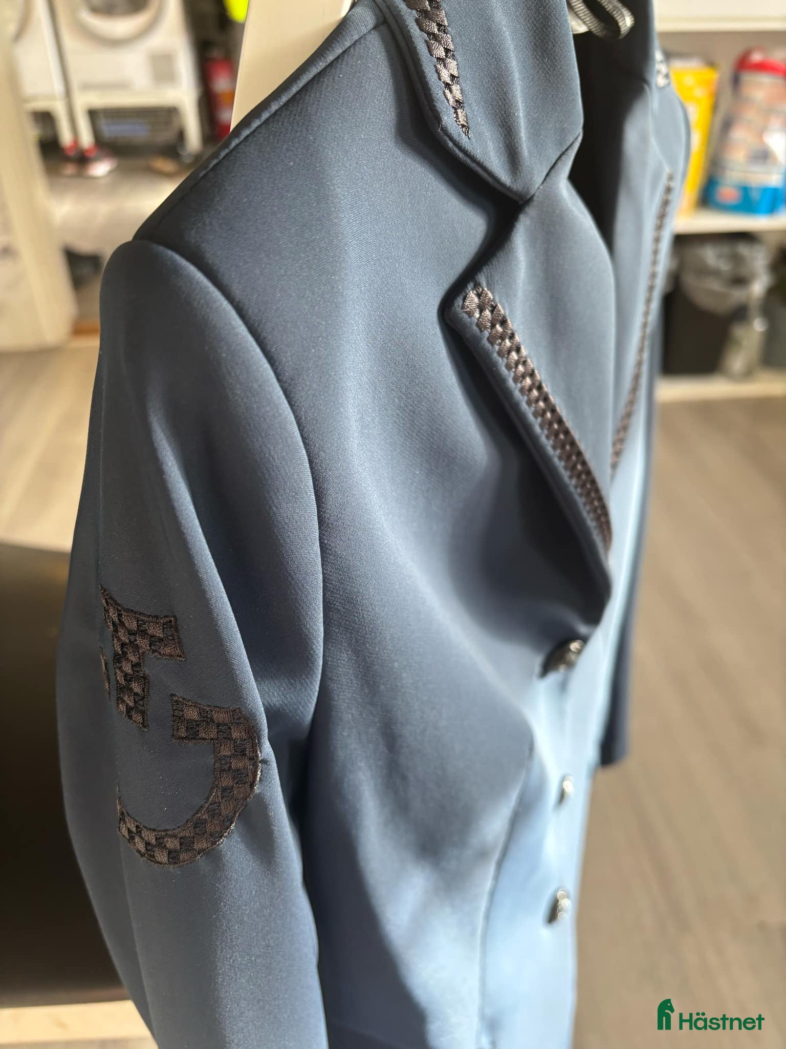 Jackor & Kavajer ryttarutrustning till salu: CT kavaj i Stenstorp - Annons 2