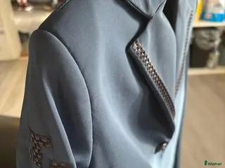 Jackor & Kavajer ryttarutrustning till salu: CT kavaj i Stenstorp - Annons 2