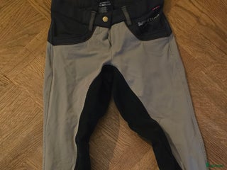 Ridbyxor ryttarutrustning till salu: Olika ridbyxor i Malmköping - Annons 11