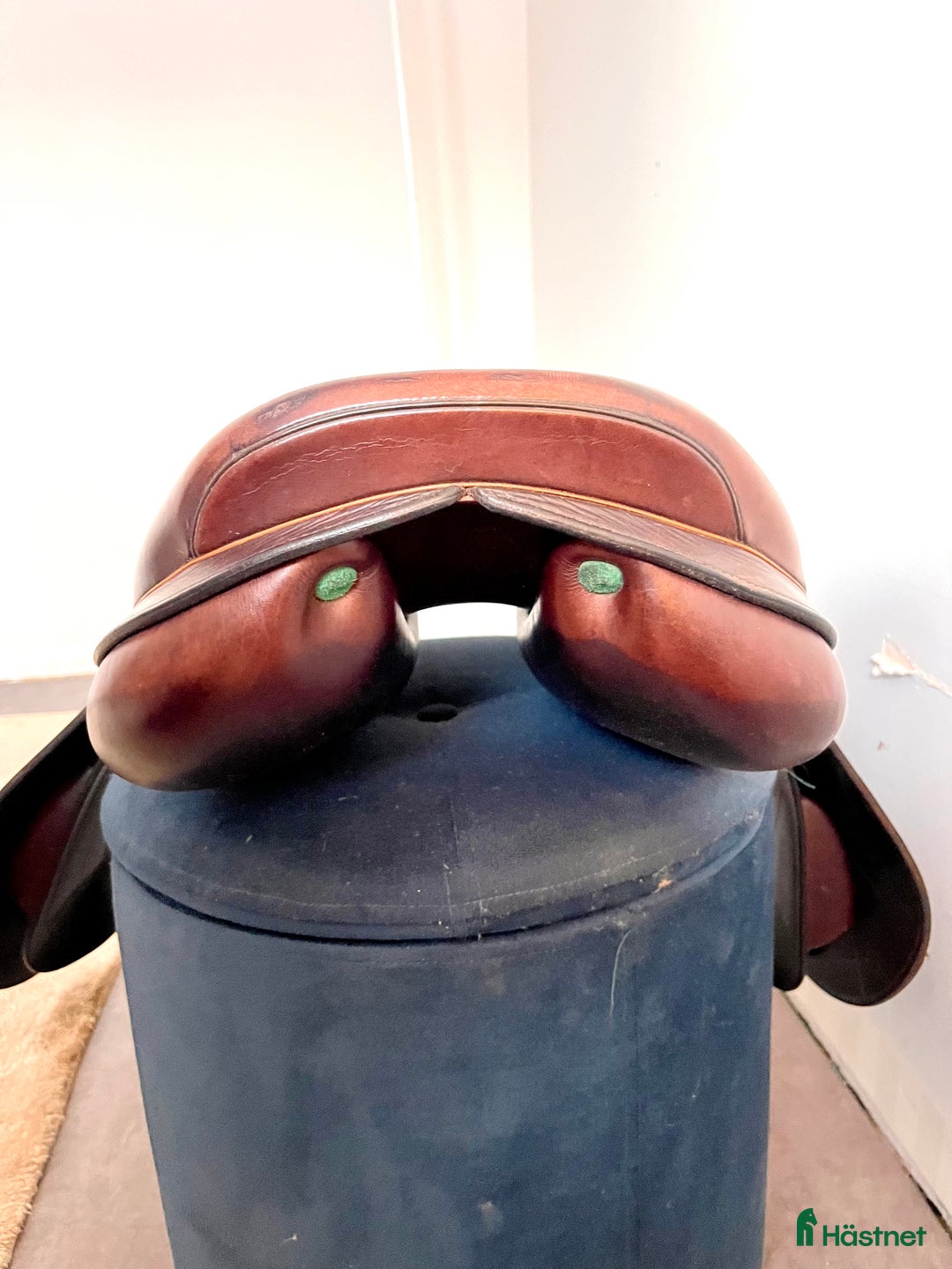 Sadlar hästutrustning till salu: Equipe Expression Special - 17”N, bomvidd +1,5 i Täby - Annons 6