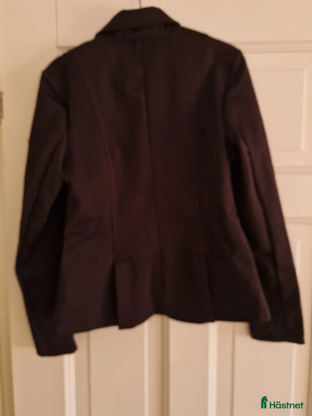 Jackor & Kavajer ryttarutrustning till salu: Tävlingskavaj Samantha - Annons 1