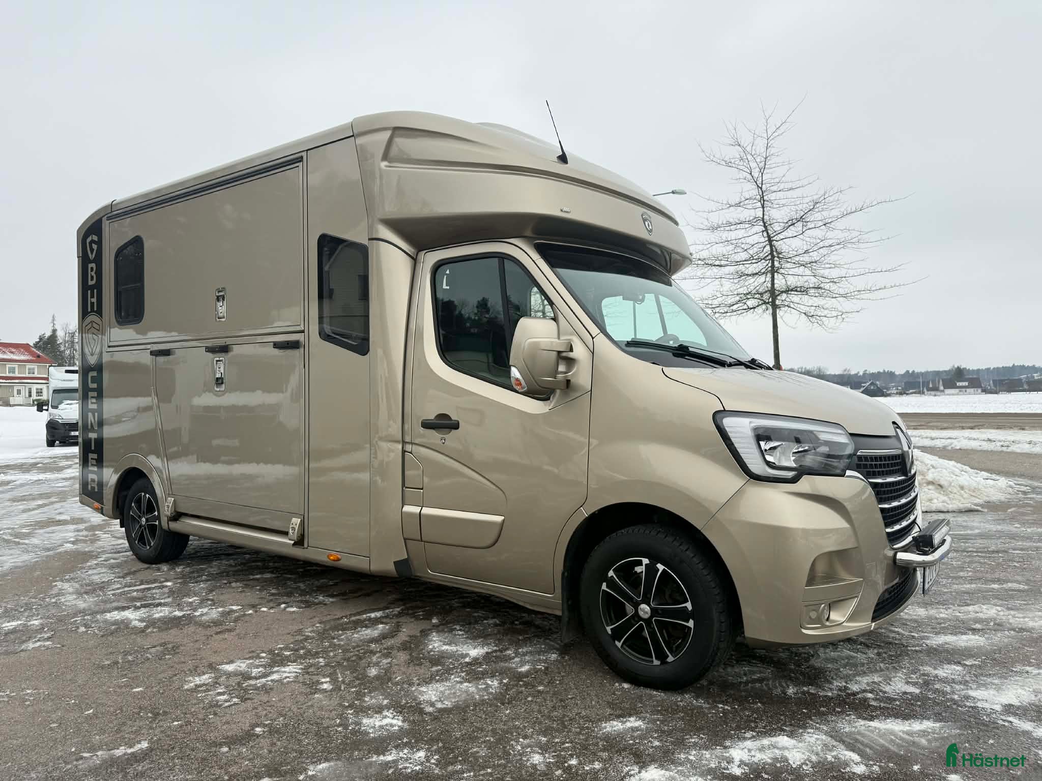 Hästlastbilar  fordon & transport till salu: PARAGAN EXCELSION 5 - 5 säten med låg skatt! i Köping - Annons 13