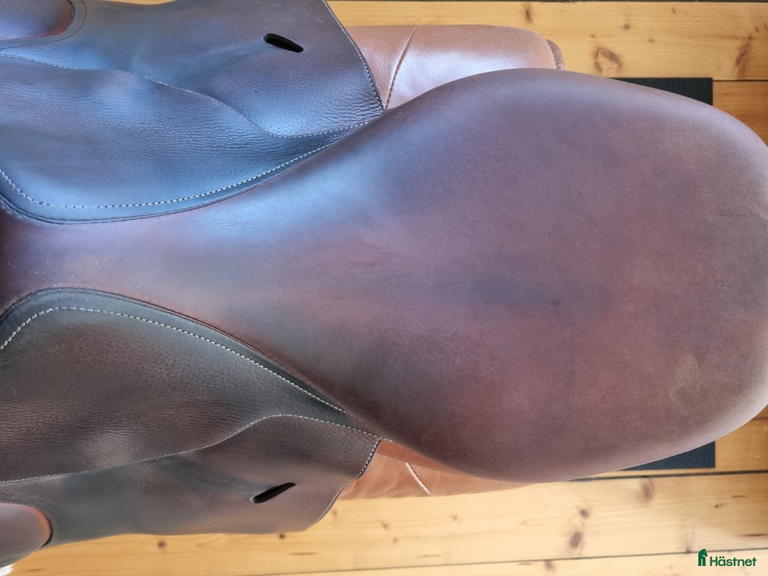 Sadlar hästutrustning till salu: Butet  i Strömsholm - Annons 2