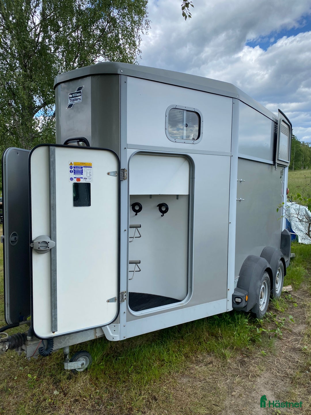 Hästtransporter  fordon & transport till salu: Hästtransport IFOR Williams HB511 i Ljusterö - Annons 4