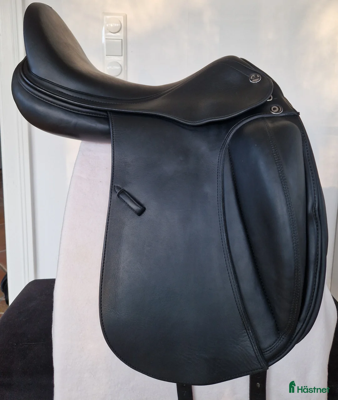 Sadlar hästutrustning till salu: Dressyrsadel Prestige X-Helen FS KD  - Annons 1