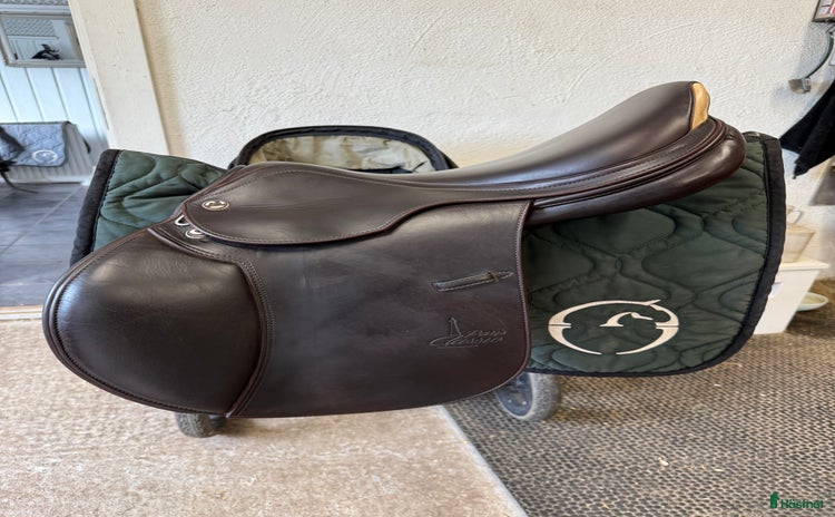 Sadlar hästutrustning till salu i Färjestaden - Annons 9