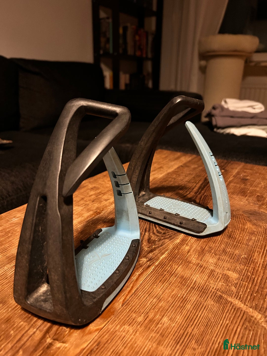 Stigbyglar hästutrustning till salu: Freejump soft up lite i Skövde - Annons 2