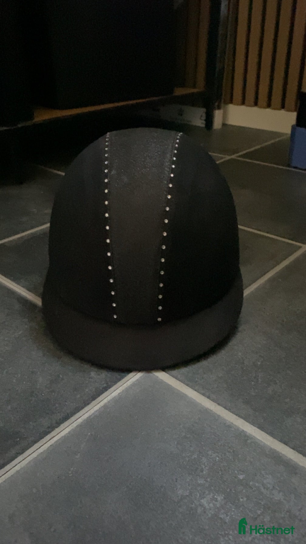 Hjälmar ryttarutrustning till salu: Ridhjälm  i Tierp - Annons 16