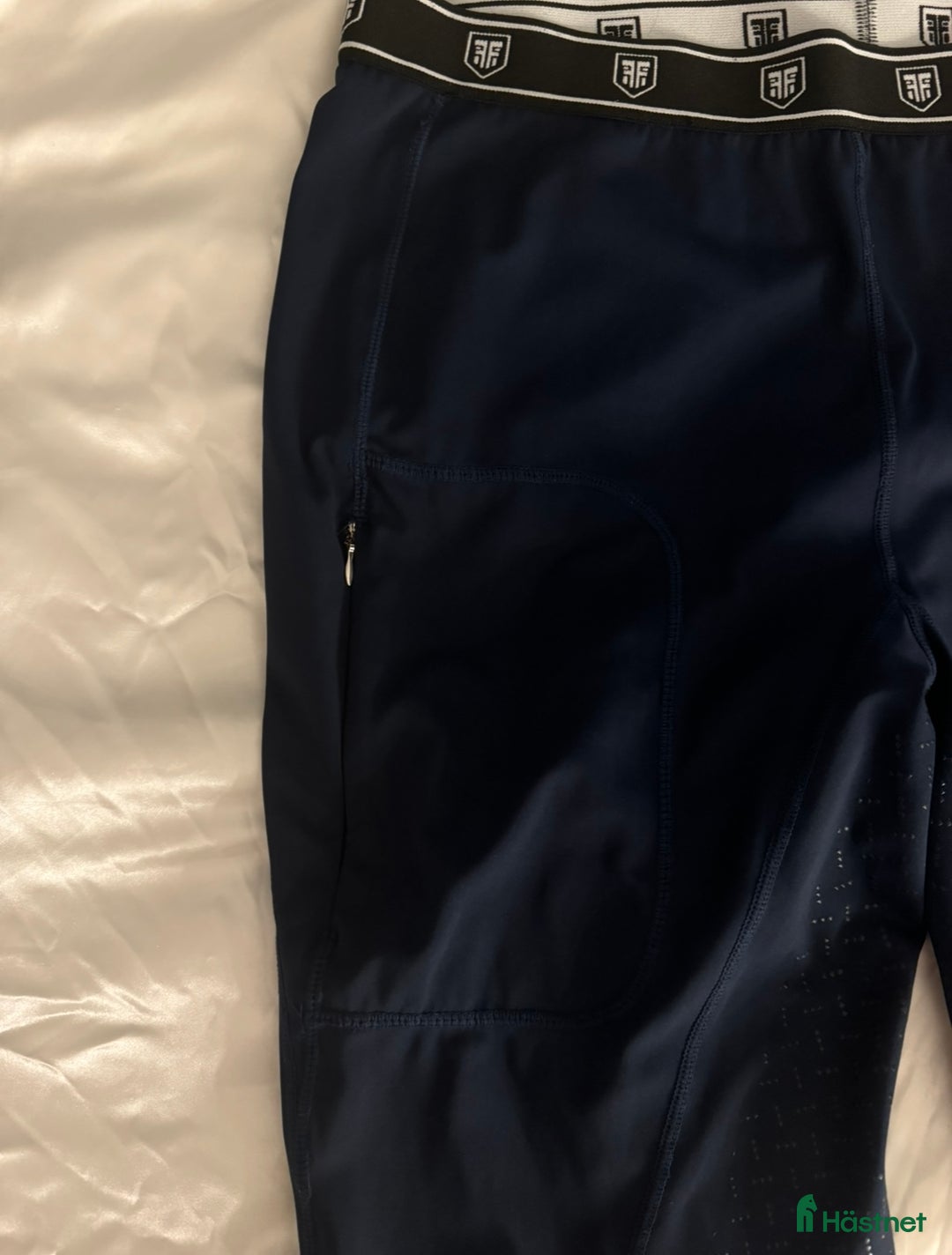 Ridbyxor ryttarutrustning till salu: Ridbyxor ridtights  i Eskilstuna - Annons 3