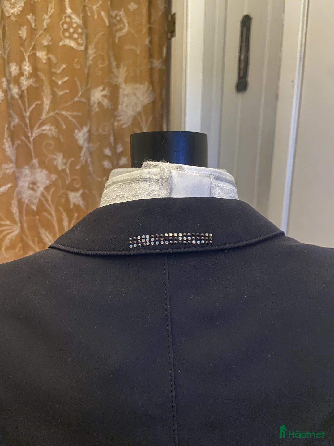 Jackor & Kavajer ryttarutrustning till salu: Pikeur kavaj i Västerhaninge - Annons 4