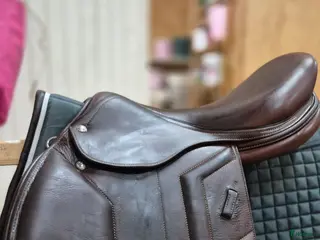 Sadlar hästutrustning Renaissance D F2S LTPM i Virsbo - Annons 12