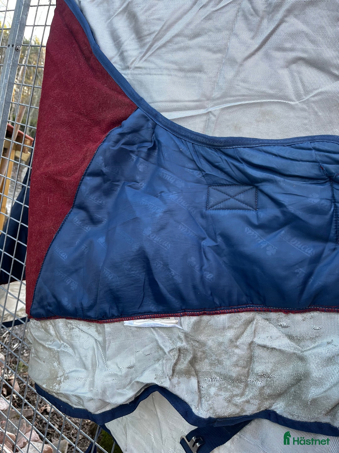 Täcken hästutrustning till salu: Bucas vintertäcke i Kvicksund - Annons 4