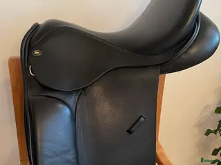 Sadlar hästutrustning Dressyrsadel Spaldig Finesse i Sävedalen - Annons 3