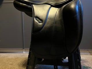 Sadlar hästutrustning till salu: Amerigo Vega CC special i Göteborg - Annons 2