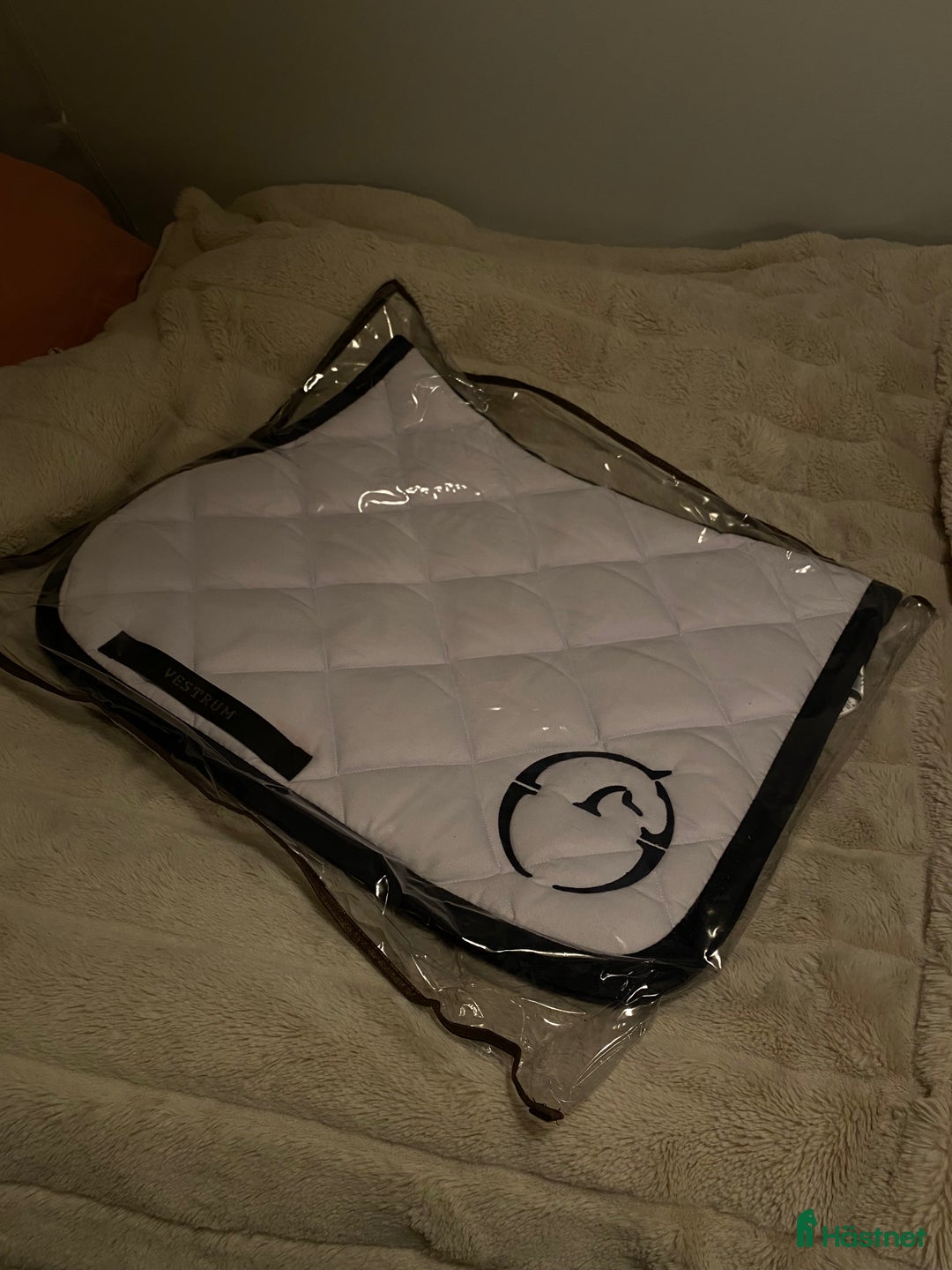 Schabrak & Vojlockar hästutrustning till salu: Nytt Vestrum shabrack i Glanshammar - Annons 1