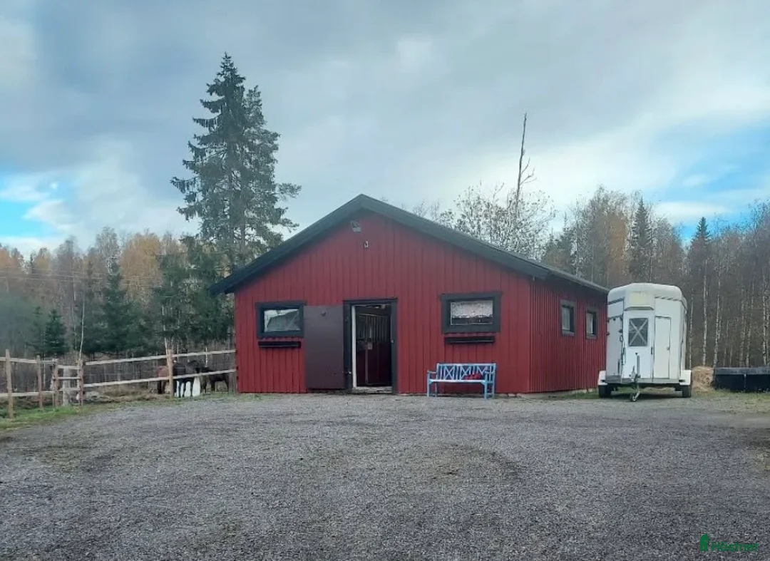  stallplats finnes: Stallplats/övernattning - Annons 1