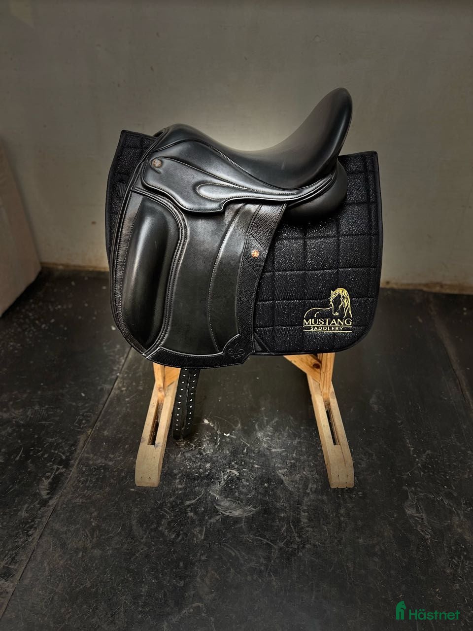 Sadlar hästutrustning till salu: REA 75% EquiTek Dressyr Adjustable  i Knivsta - Annons 10