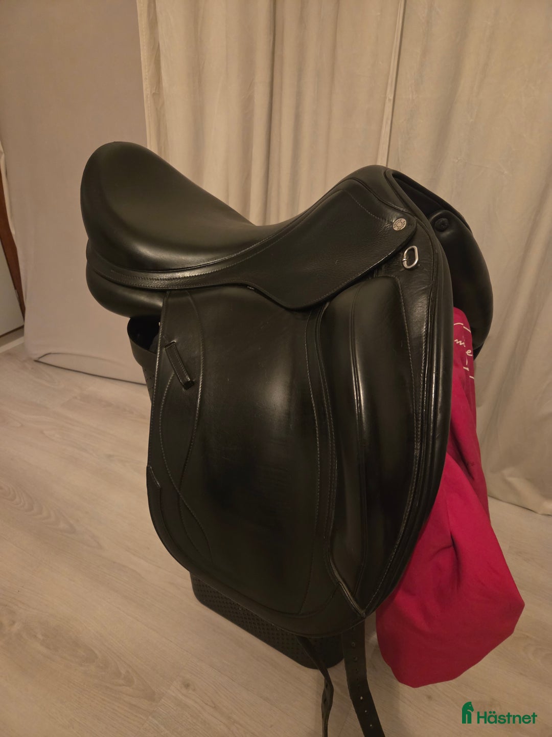 Sadlar hästutrustning till salu: Equipe olympia 17,5 M M i Degerfors - Annons 4
