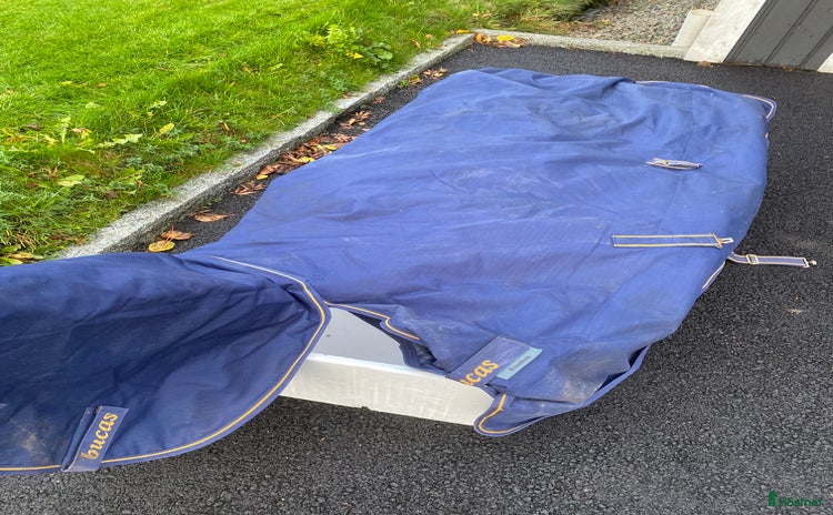 Täcken hästutrustning till salu i Ytterby - Annons 36