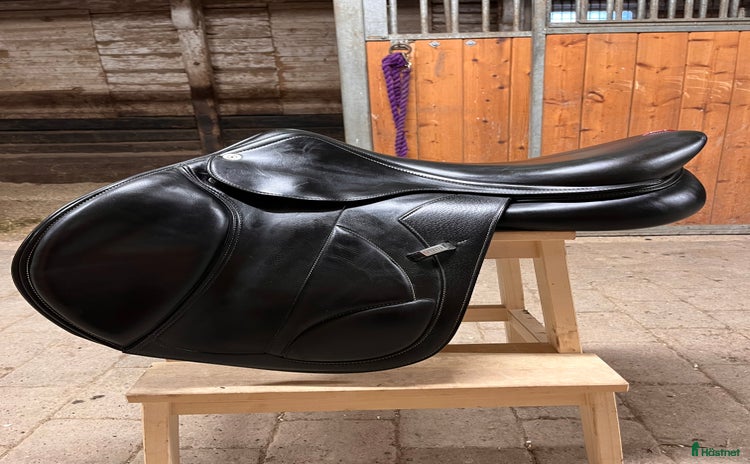 Sadlar hästutrustning till salu i Strömstad - Annons 7