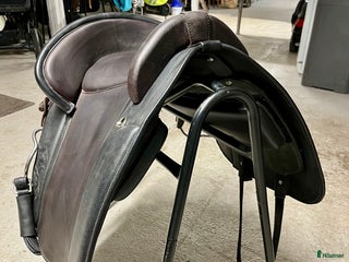 Sadlar hästutrustning till salu: Espaniola Bonita i Skepplanda - Annons 1