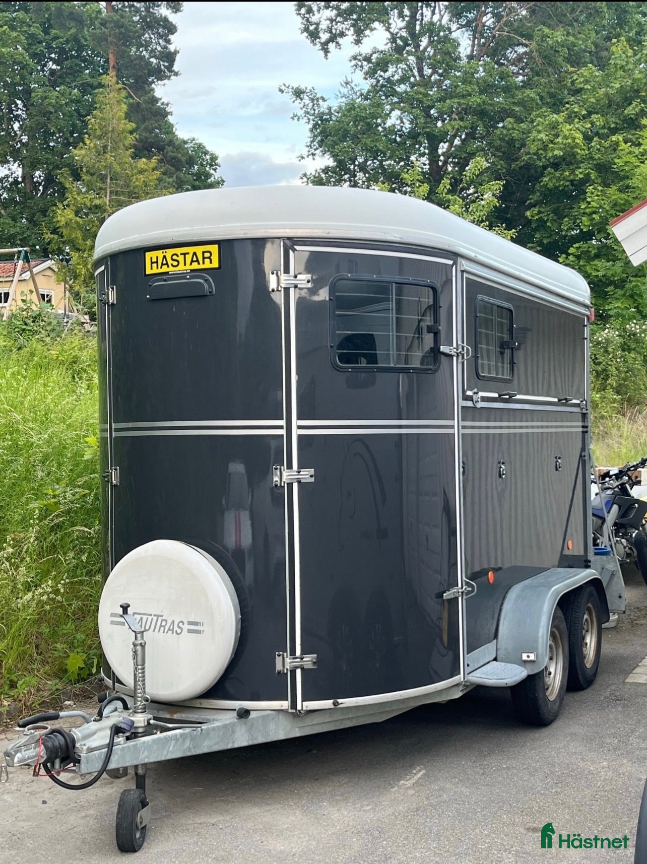 Hästtransporter  fordon & transport till salu: Fautras Oblic 2 i superskick - Annons 1