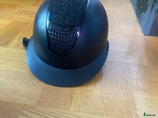 Hjälmar ryttarutrustning till salu: CRW hjälm i Farsta - Annons 3