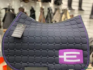 Schabrak & Vojlockar hästutrustning Ny skick lila equality line 💜 i Stockholm - Annons 22